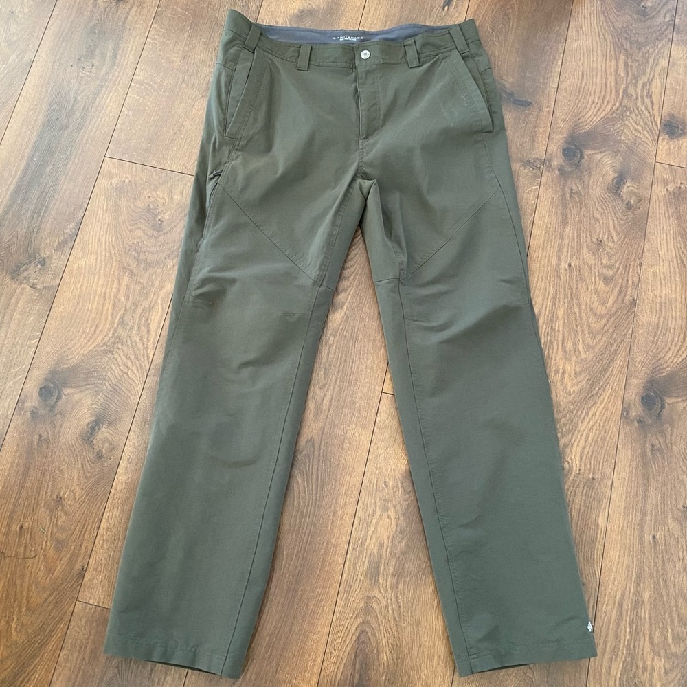 Columbia Men’s Omni-Shade Omni-Shield Green Sun Protection Pants 38x34